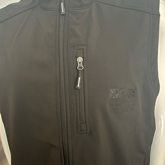 Edwards Vest - Picture 10 of 15